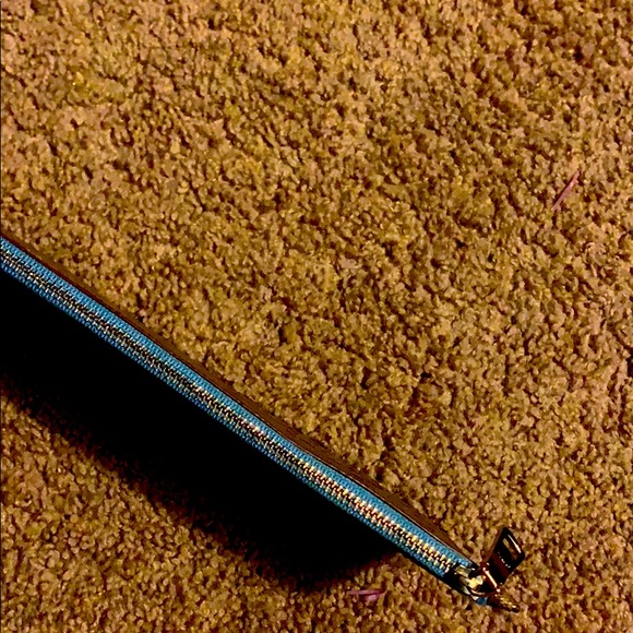 A REAL COACH Little makeup or money bag - Picture 3 of 4